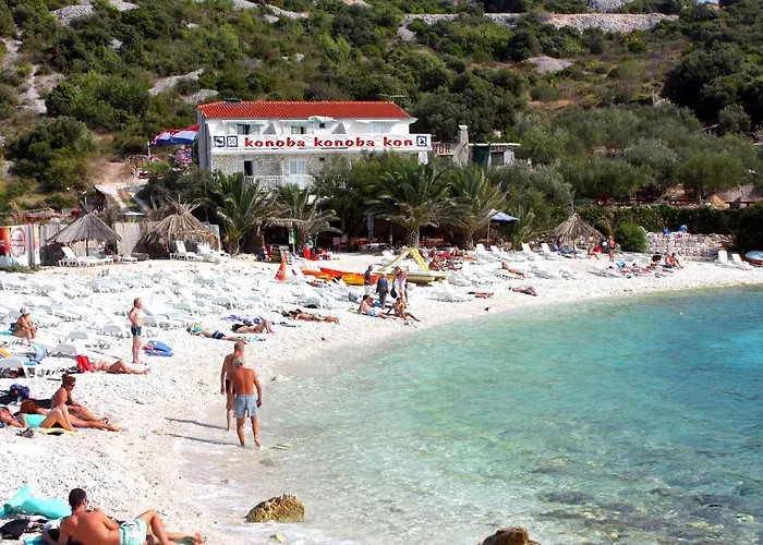 Hvar 15378a * フヴァル